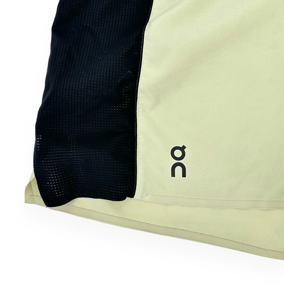 ON Running Pale Lime Green Black Lightweight Active Running Shorts sz L - Picture 3 of 6